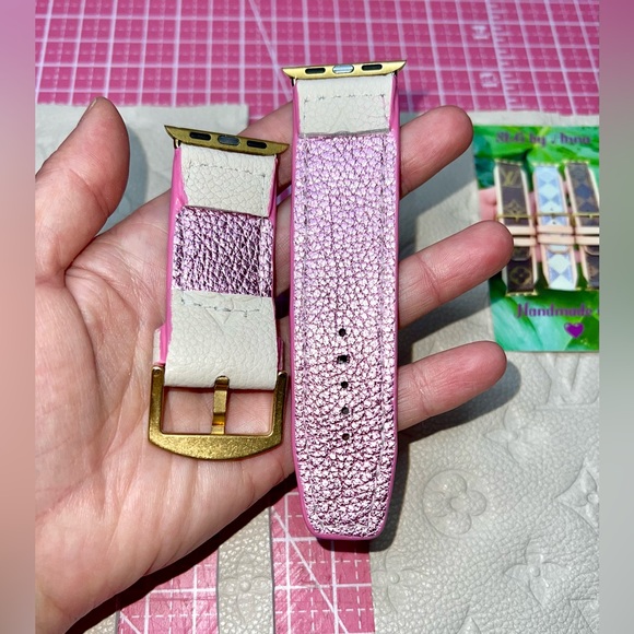 🩷 Loui V Empreinte Apple Watch band Handmade with 🩷 - Picture 6 of 15